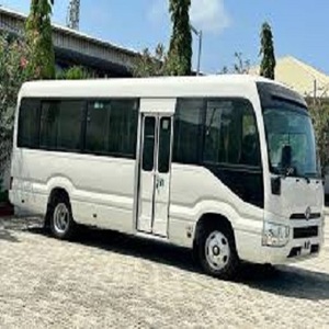 Autobús de posavasos de 30 plazas Autobús de lujo para fiestas de 17 ~ 30 plazas Autobús de posavasos Toyotta a precio bajo a la venta - Product Image 4