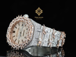 Montre mécanique de luxe personnalisable, design épineux, sertissage complet en moissanite, cadran romain pour les soirées hip-hop, luxe durable - Product Image 4