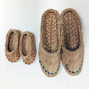 Various design breathable water hyacinth <b>slipper</b> sandals manufacturer price sandal <b>slippers</b> - Product Image 4
