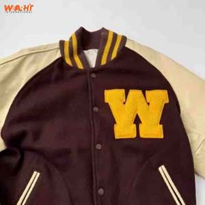 Chaqueta universitaria con logotipo personalizado para hombre de Brown College, ropa de invierno para exteriores con cuello levantado, venta al por mayor, bordado personalizado - Product Image 2