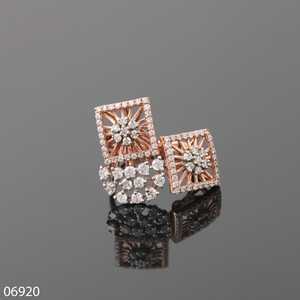 Floral Cocktail Lab Grown Diamond Ring Chapado en oro 14K Rose Gold Round Brilliant Cut Certified Trendy Party - Product Image 1