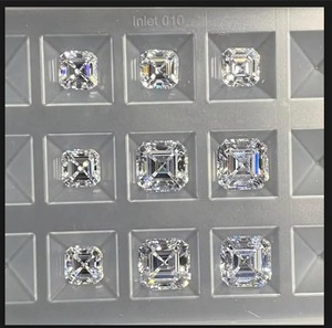 Diamante Cultivado en Laboratorio con Corte Asscher de 3.50 Quilates, Certificado IGI, Color D, Claridad VVS VS, Corte Brillante Excelente, Alta Calidad CVD - Product Image 6