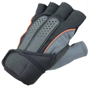 Gants de fitness de haute qualité avec logo personnalisé Meilleur matériau Nouveau style Taux bon marché pour les sports de plein air Vente en gros directe Bon - Product Image 2