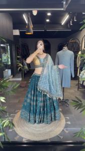 One Quality Up Aqua Green Lahenga Choli (entièrement cousu) - Product Image 5