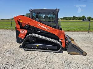 KUBOTA-Equipo de cargador de dirección deslizante usado, con componentes de núcleo, bomba de motor, cojinete de caja de cambios - Product Image 3