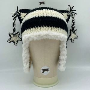 Nuevo Gorro Tejido a Mano con Orejas de Gato y Rayas Estrelladas, Protección para las Orejas, Moderno y Versátil para Halloween - Product Image 3