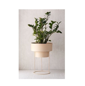Jardinière moderne en métal sur support, jardinières en métal fournitures de jardin jardinière en fer pots de fleurs décoratifs - Product Image 1