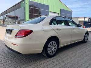 รถยนต์เมอร์เซเดส-เบนซ์ อี-คลาส ปี 2019 รถเอสยูวี เกียร์อัตโนมัติ เบาะหนัง สีภายในเข้ม คุณภาพสูง ประเภทรถซีดาน - Product Image 5