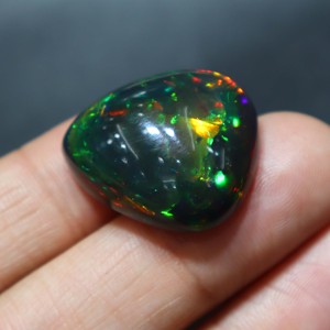 Opale noire naturelle éthiopienne, cabochon lisse en forme de poire, pierre précieuse en vrac pour la fabrication de bijoux - Product Image 2