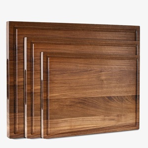 Tabla de cortar con ranuras y superficie apta para cuchillos, diseño grueso y liso, ideal para cortar pan, servir y uso diario en la cocina. - Product Image 2