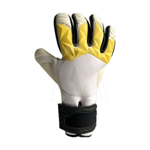 Professional Breathable Waterproof Football Goalkeeper Gloves with Leather Enhanced <b>Fingers</b> Coverage and Adjustable Wrist <b>Strap</b> - Product Image 3
