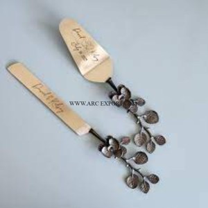 Juego de 2 servidores y cuchillos de pastel de acero inoxidable más vendidos con mango de calidad superior nuevo estilo Decoración de mesa para el hogar herramienta para pasteles - Product Image 4