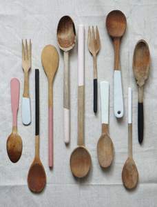 Resina hecha a mano y fábrica de madera Cuchara Espátula con y soporte Utensilios de cocina Cocina natural Cuchara de cocina de madera Mejor - Product Image 4