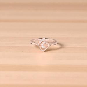 Bague symbolique Om en or massif 10K, 14K, 18K, diamant taille ronde Moissanite de 0.04 carats E-F/VVS-VS - Product Image 5