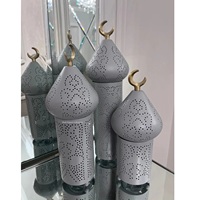 Nouvelles Lanternes à Bougies Islamiques en Métal/Fer Écologiques Gris Clair pour la Décoration de Table du Ramadan et de l'Aïd 2025 – Meilleures Ventes