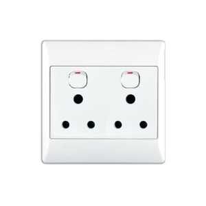 Enchufe de Pared Estándar Estadounidense con Interruptor de 3 Vías, Material de PC, Función de Panel Táctil, Corriente Máxima de 6A/10A para Uso Residencial - Product Image 2