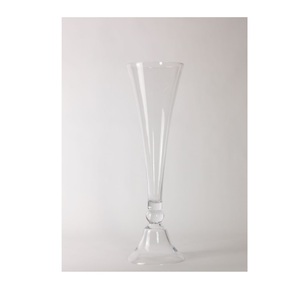 Florero de Vidrio de Diseño para un Estilo de Hogar Contemporáneo que Ofrece una Forma Artística y un Aspecto Transparente Elegante - Product Image 5