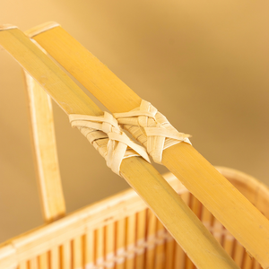 Panier de pique-nique rectangulaire en bambou fait à la main avec couvercle et doubles poignées / Boîte de rangement en bambou tissé traditionnelle pour offrir en cadeau - Product Image 3