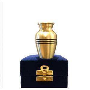 Pots d'urnes de crémation en aluminium de haute qualité Design abordable Exportateur fabriqué de l'Inde - Product Image 4