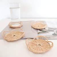 Sous-verre tissé en canne naturelle pour tasses, décoration de table, prix le plus bas, en forme de fleur, napperons en rotin