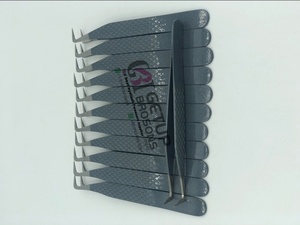 Pinzas Profesionales de Alta Calidad para Extensión de Pestañas, con Punta Serrada de 90 Grados, Recubrimiento en Polvo Gris Oscuro Antiestático y Agarre de Diamante - Product Image 3