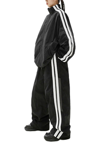 ชุดวอร์มแฟชั่นใหม่ กางเกงและเสื้อแจ็คเก็ตคุณภาพสูง ปี 2025 ชุดวอร์มกันลมสำหรับผู้ชาย/ผู้หญิง รับสกรีนโลโก้ ชุดวอร์มผู้หญิง - Product Image 4