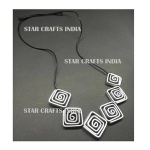 ลูกปัดหนาๆดีไซน์ใหม่เครื่องประดับแฟชั่นสร้อยคอสำหรับวันหยุดฤดูร้อนเครื่องประดับเรซิ่นพลอยเทียมสไตล์ขายส่ง - Product Image 6