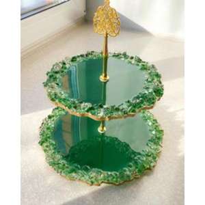 Présentoir à gâteaux en résine haut de gamme avec accents infusés d'or assurant une présentation visuellement époustouflante pour les gâteaux de desserts - Product Image 6