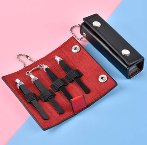 Mini outil de beauté privé de logo personnalisé d'acier inoxydable rouge noir 4pcs ensemble dans des pincettes de sourcil en vrac - Product Image 2