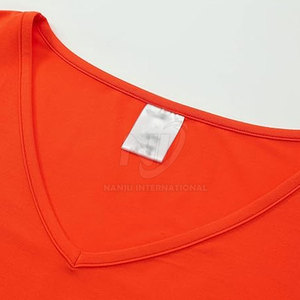 Top corto ligero con cuello en V para mujer, ropa de verano 100% de algodón, Top corto informal de manga corta hecho en Pakistán - Product Image 4