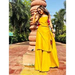 Haut élégant et moderne avec un travail de dori fantaisie, motif de coupe sur les deux côtés, plazo confortable, séchage rapide, décontracté, pour les fêtes - Product Image 1