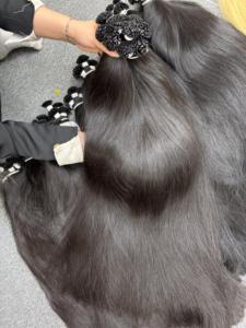 Vente en gros K Tip Cheveux Humains Naturels Raides 100% Kératine Brute Pouces Complet Faisceaux Droits Étirés et Non Transformés - Product Image 2