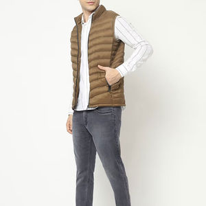 Haute Qualité À La Mode D'hiver Vers Le Bas Puffer Gilet À Capuche Gilet Demi Veste Sans Manches pour Hommes Respirant Puffer Gilet pour Hommes - Product Image 6