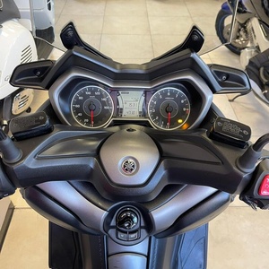 Motocicleta Yamaha X-Max 300 ABS - Product Image 2