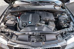 BMW 135i Convertible 2013 Usado, ~25,900 Millas, 1 Dueño, Transmisión Manual de 6 Velocidades, Motor Turbo de 6 Cilindros - Product Image 6