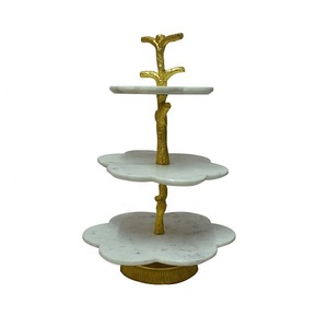 Vente en gros de présentoir à gâteau de luxe en métal marbré de haute qualité, meilleur article décoratif pour la maison de mariage, nouveau design 2025 pour le dessert - Product Image 1