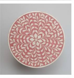 Soporte para Pastel de Lujo con Incrustaciones Florales de Hueso, Ecológico, Tamaño Personalizado Disponible, Solo Lavar a Mano, Acento Perfecto para Mesa, Estilo Contemporáneo para el Hogar - Product Image 6