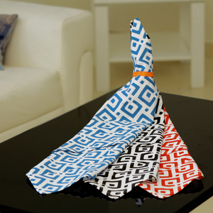 Serviettes de thé en coton biologique imprimées sur mesure, certifiées GOTS, séchage rapide, qualité supérieure, vente en gros pour les marques de vente au détail et de produits ménagers mondiales - Product Image 1