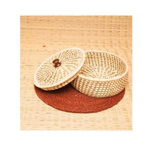 Cesta de hierba Sabai hecha a mano con tejido natural ecológico para decoración rústica del hogar y uso de organización de almacenamiento multiusos - Product Image 5