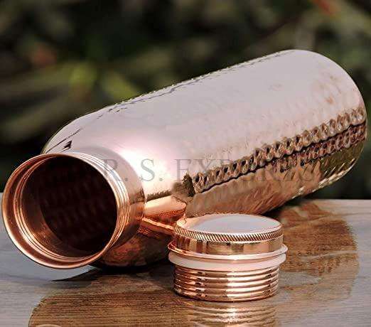 Couleur de la bouteille en cuivre