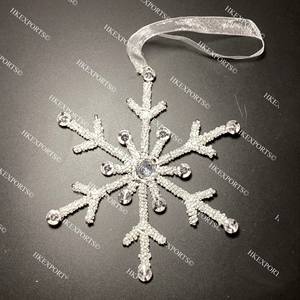 Hermosos Adornos Navideños de Terciopelo con Cuentas Hechos a Mano para la Temporada Festiva, 50 Piezas de Decoraciones Colgantes Multicolores de 4 Pulgadas para las Fiestas - Product Image 4