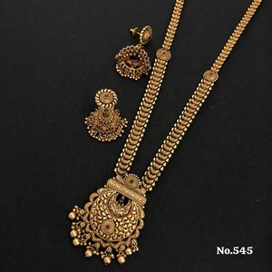 Lujoso conjunto de collar de boda con cadena de perlas de diseño de colgante doble y pendientes a juego Ideal para novias y ropa festiva - Product Image 1