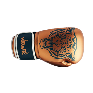 Prix de gros Gants de boxe en cuir respirants imperméables Logo personnalisé Durable Léger Rembourré Gants de Muay Thai pour adultes - Product Image 6