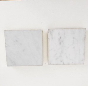 Sous-verre de boissons en marbre blanc et or doré doré à la feuille d'or Luxe Boho Homeware - Product Image 5