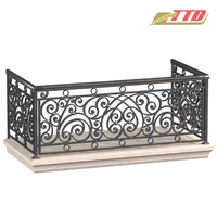 Design de balcon moderne en fer forgé de marque TTD personnalisé avec garantie d'un an pour les chambres et salons de villas au Vietnam