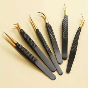 Ensemble de pinces à épiler professionnelles en acier inoxydable pour extensions de cils, étiquette privée personnalisée, étui noir et or, Zullo Industries - Product Image 1