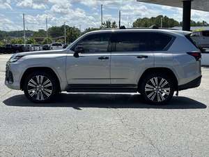 Lexus LX 2024 Luxury AWD 600 d'occasion - Product Image 4
