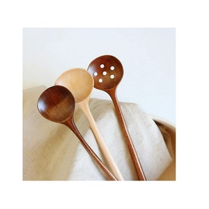 Juego de cucharas de espátula de madera de teca Natural no tóxicas de agarre suave 3 uds ecológicas para cocinar utensilios de sartén antiadherentes herramientas - Product Image 5