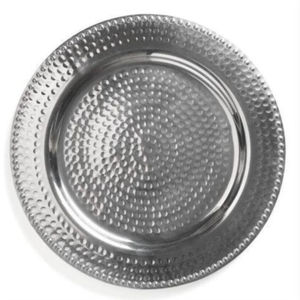 Assiette ornementale décorative au design attrayant Assiette de chargeur noir mat pour les repas et les événements haut de gamme, parfaite pour les occasions formelles - Product Image 4