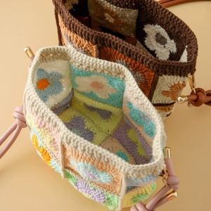 Bolso cruzado de punto con cuatro flores y diseño de copo de nieve con bloques de color, estilo Pascua; Regalo de cumpleaños para hermana, cinturón Melanin - Product Image 6